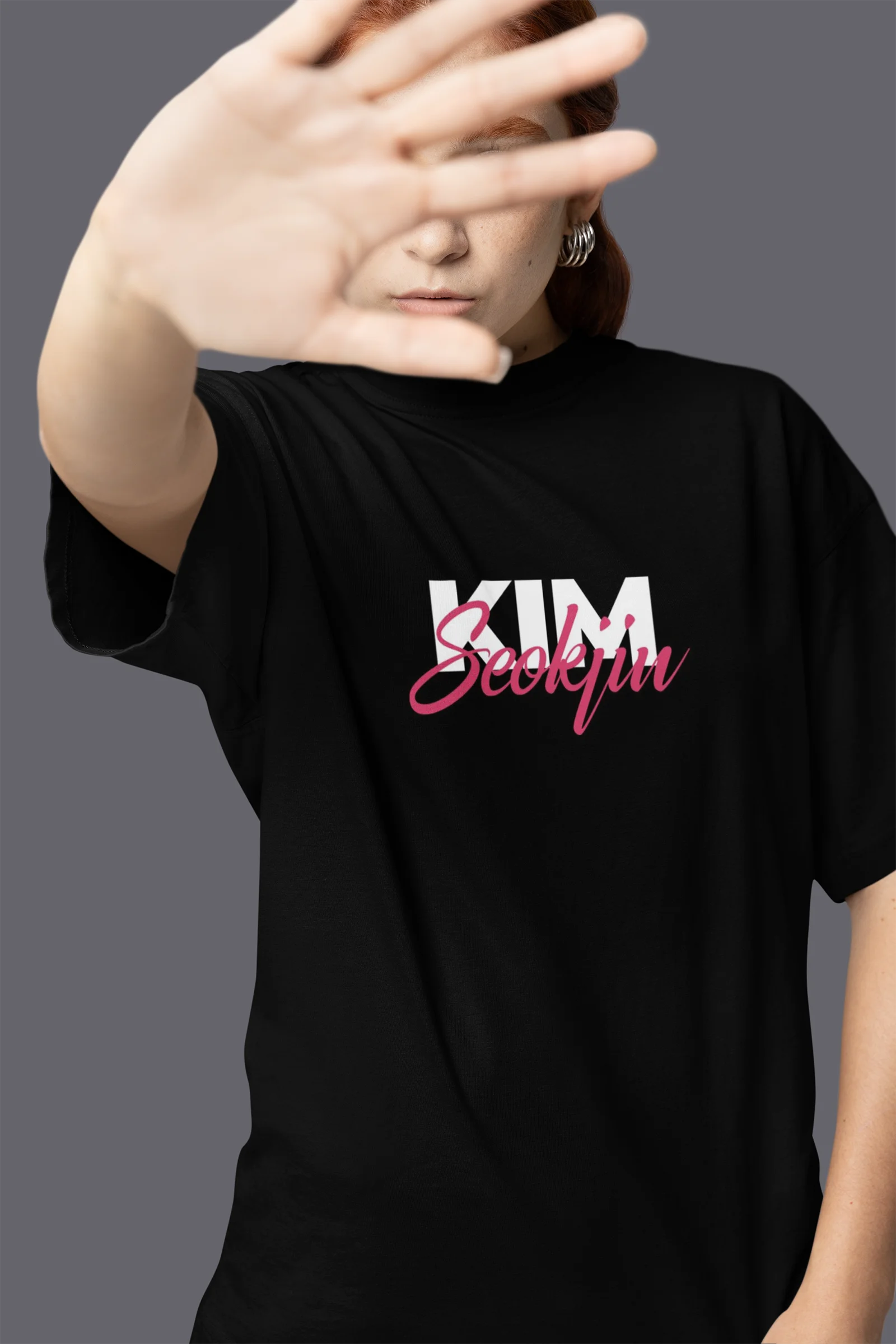 Camiseta personalizada SeokJin do BTS, 100% algodão fio penteado, com estampa fanmade em alta definição.